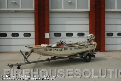 1980 13ft Boston Whaler
35 HP 